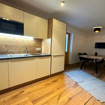 Stylish In Neustift Near Lift Appartamento *